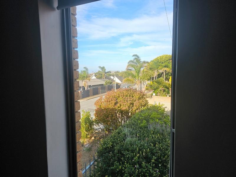 8 Bedroom Property for Sale in Mossel Bay Central Western Cape